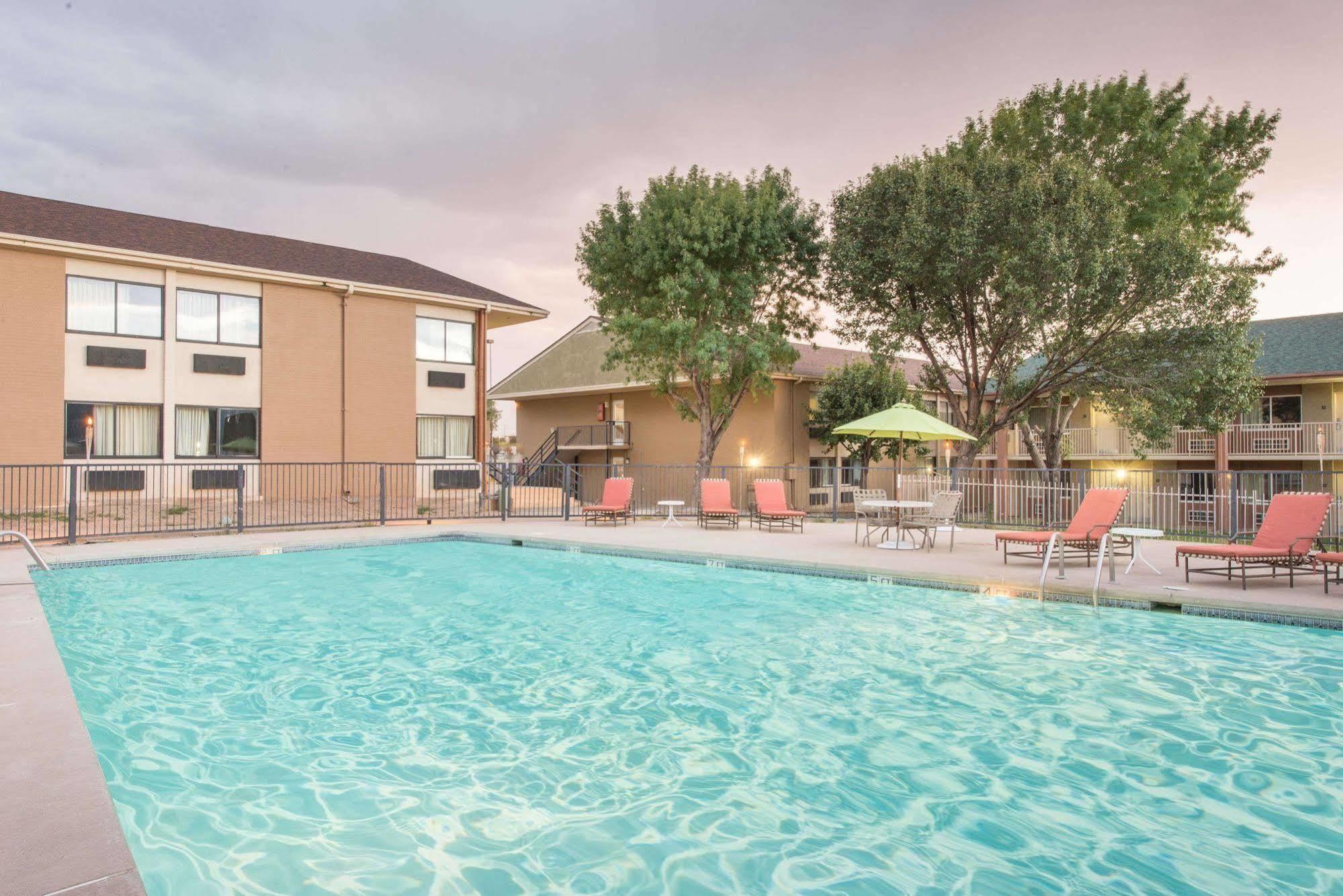 فندق Ramada By Wyndham Albuquerque East المظهر الخارجي الصورة
